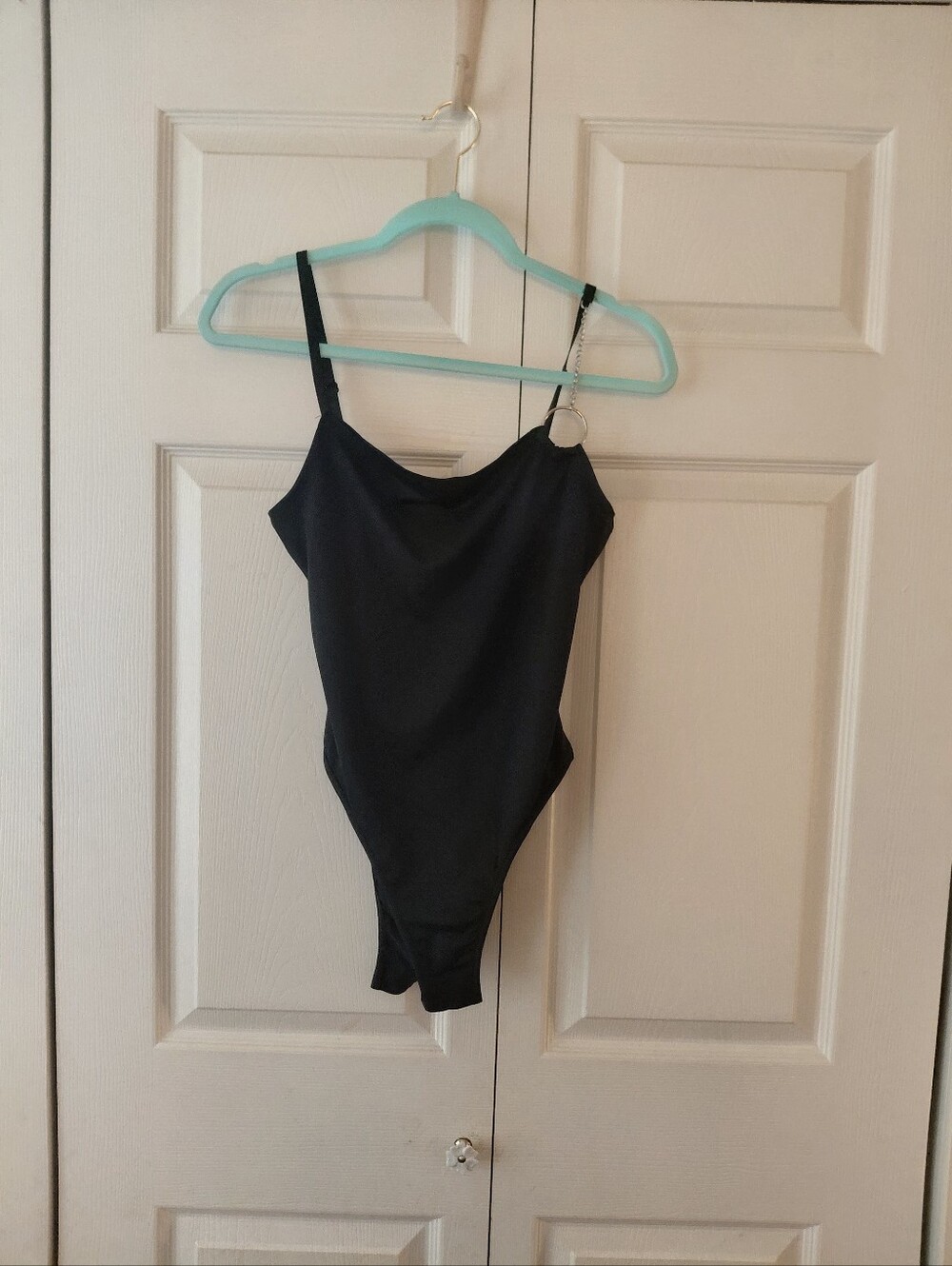 Black Women's One-Piece Bodysuit with Ring Strap